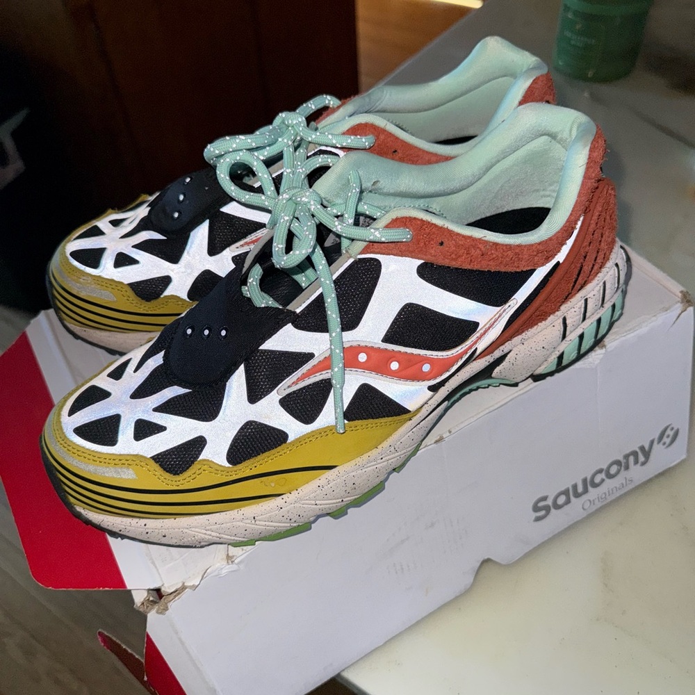 Saucony ProGrid